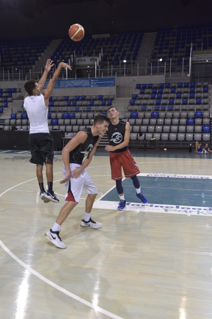 Session d'entrainement de basket avec Xavier Corozine