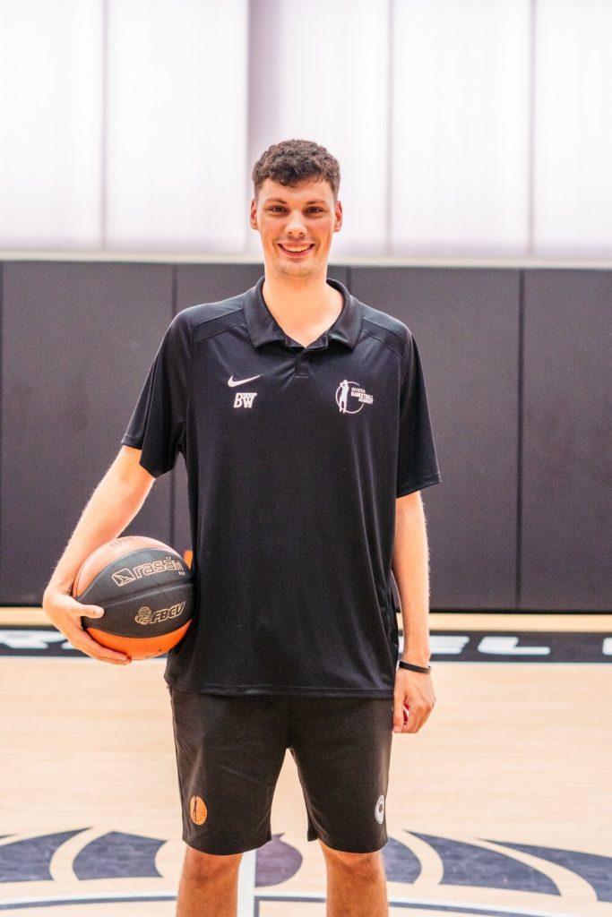 UGO HERNANDEZ, Espagne